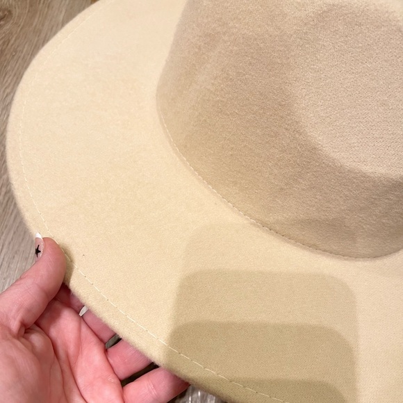 Tan Wide Brim Hat - Picture 3 of 5